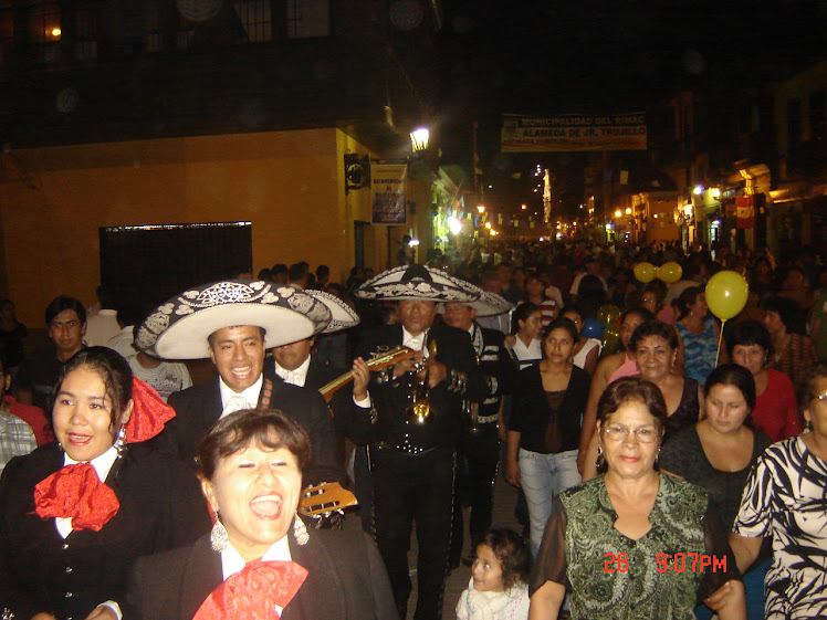 Mariachi Nuevo Jalisco de César Rivera - Telfs. 7317601 - 989993475
