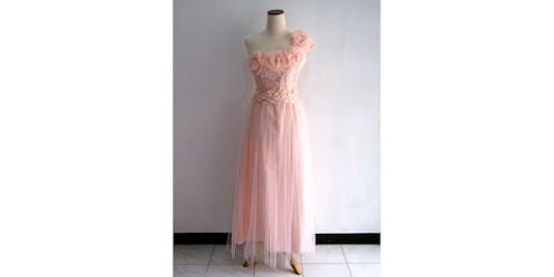  BUTIK DRESS PROM