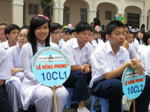 Từ ngày 2/5, Trường THPT chuyên Lê Hồng Phong nhận hồ sơ tuyển sinh lớp 10 - Ảnh 1