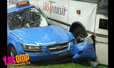 cab_and_bus_smashed_in_accident_at_tanglin-thumbnail.jpg