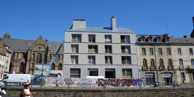 L'immeuble « Le Persan » vue depuis le quai Émile Zola - 30 Juillet 2020 - Photo Erwan Corre