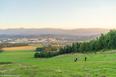 W drodze powrotnej; przed nami pasmo Karkonoszy