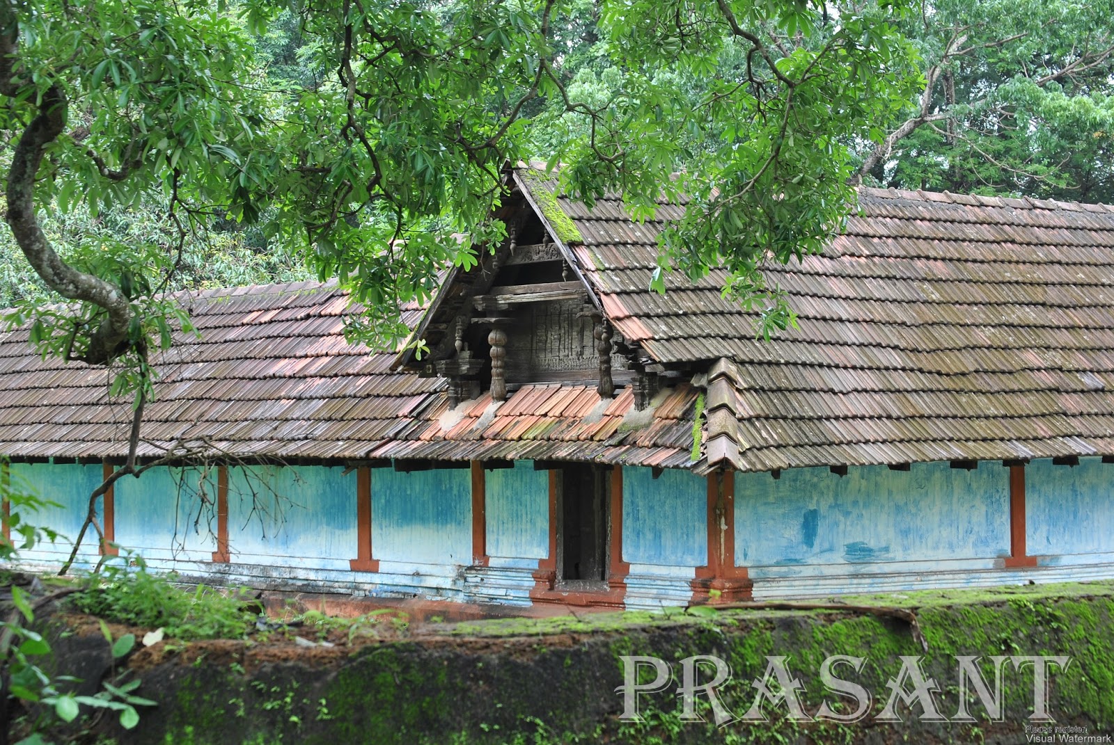 Prasantmenon Tiled Kerala structures