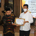 Wali Kota dan Wakil Wali Kota Batam Mendapat Penghargaan Sebagai Insan Peduli Zakat