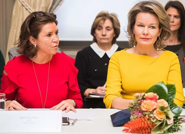 Queen Mathilde wore Natan Coat and Tikli Jewelry gold earrings, new campaign 'Schat Je Schatje of Child Focus