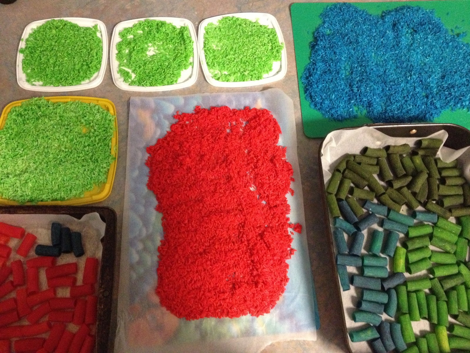 A Real Life Mum: Coloured Pasta and Rice
