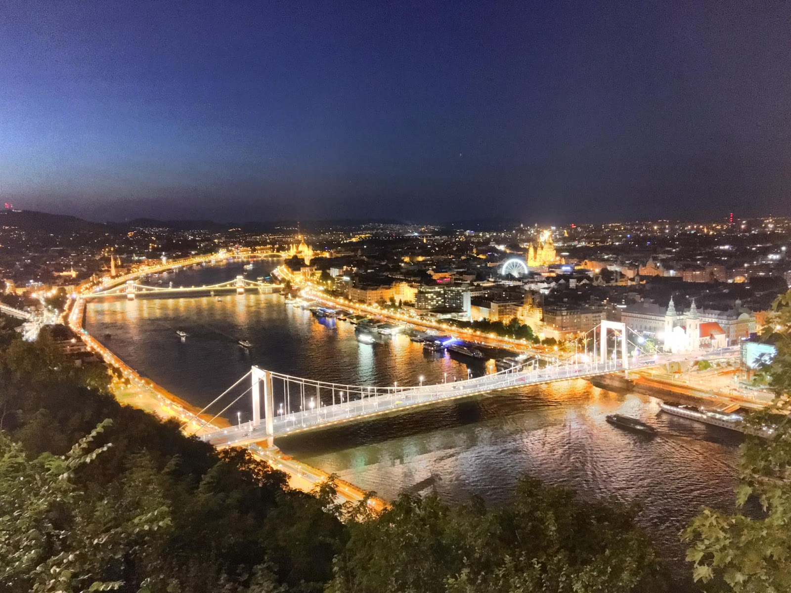 多瑙河夜景