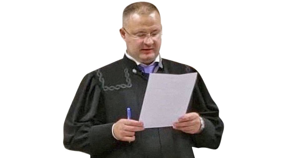 Судья Дерунов продлил арест активистке Дмитриевой без оснований? Защити Светлану