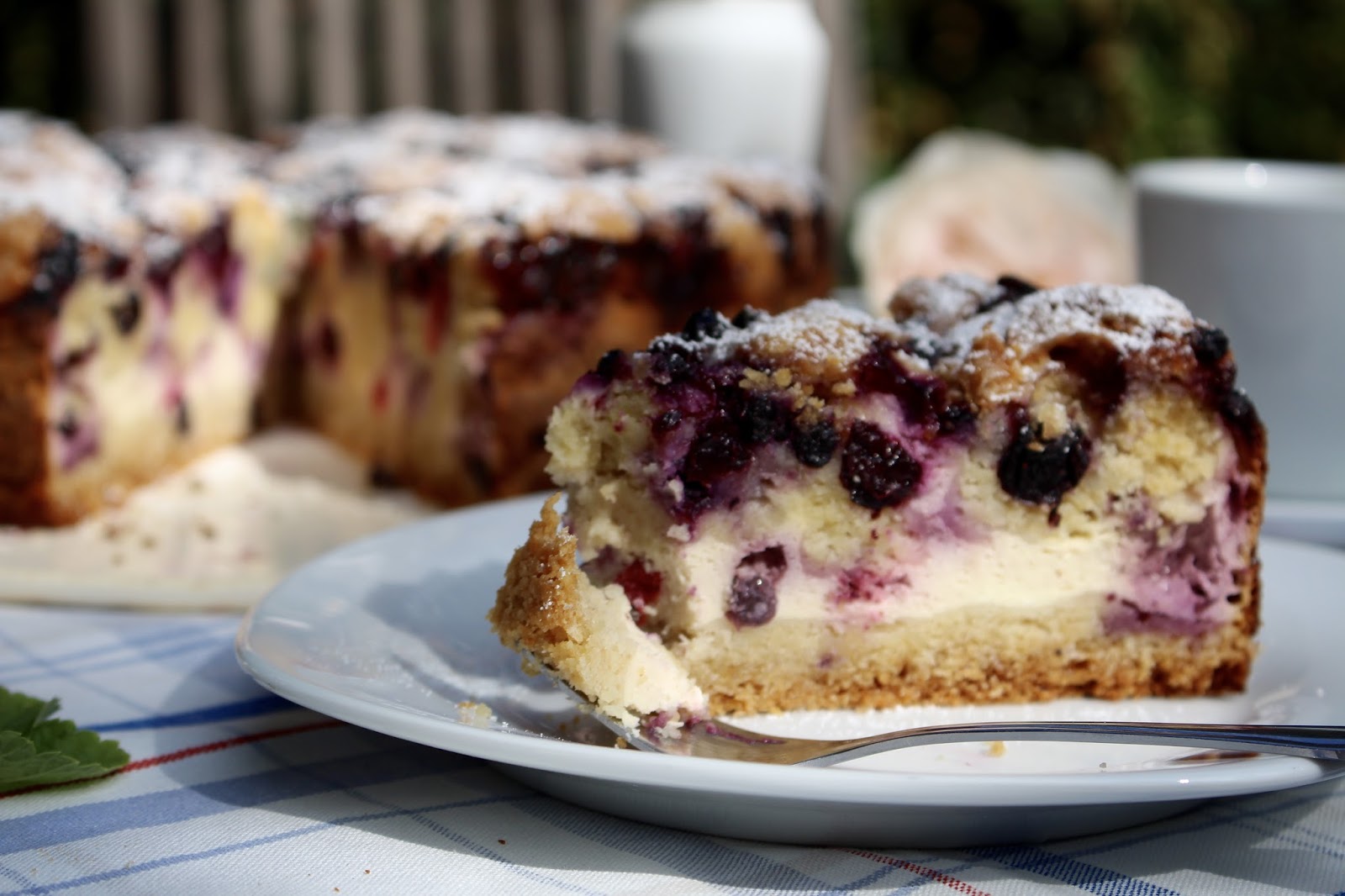 Blaubeer Streuselkuchen mit Schmand - Sugarprincess