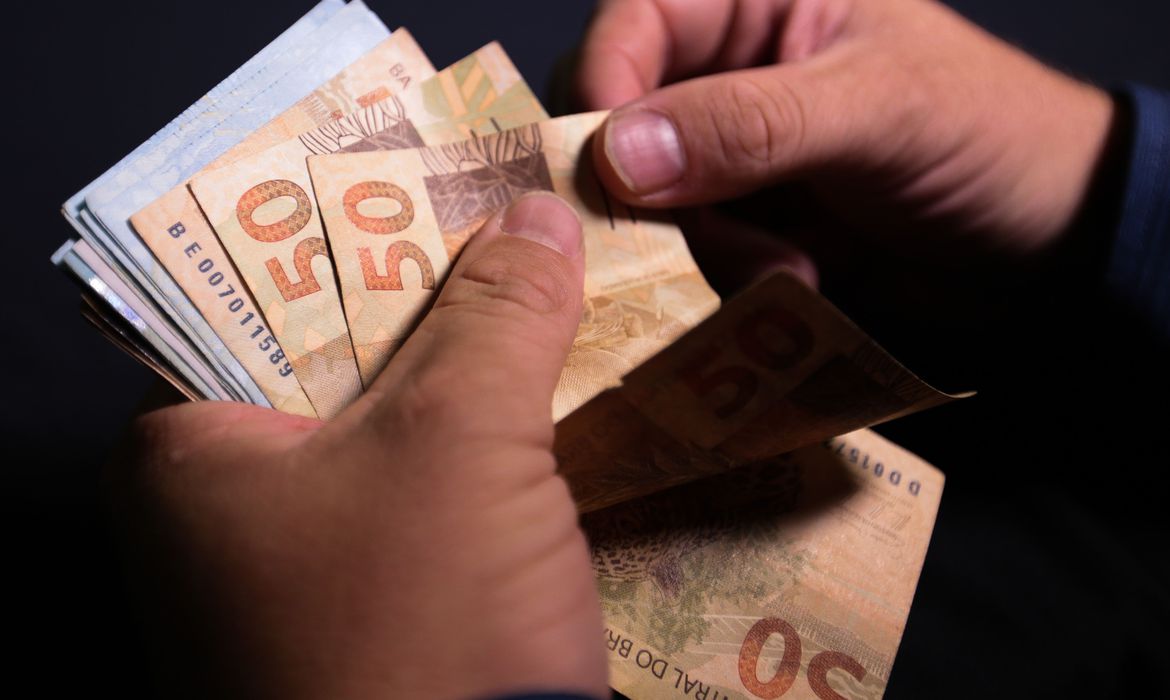 Conhecer Sociologia e História para entender a trajetória do mínimo. Por Válber Pires
