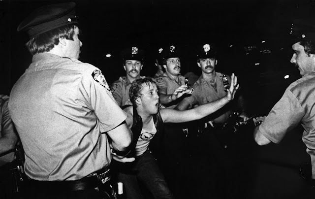  pequeñas curiosidades  - Página 22 Stonewall+Riots,+June+28,+1969+(5)