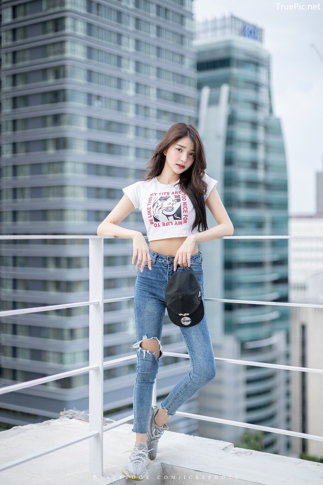 Image-Thailand-Pretty-Model-Anun-Sasinun-Outfit-City-Walking-Tour-TruePic.net- Picture-46