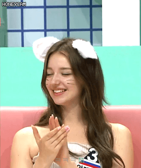 떡치는 소리를 맞춘 러시아 구미호 안젤리나