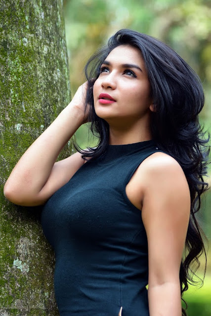 Private Photoshoot Model Siva Aprilia | PHOTOSHOOT MODEL INDONESIA MODEL