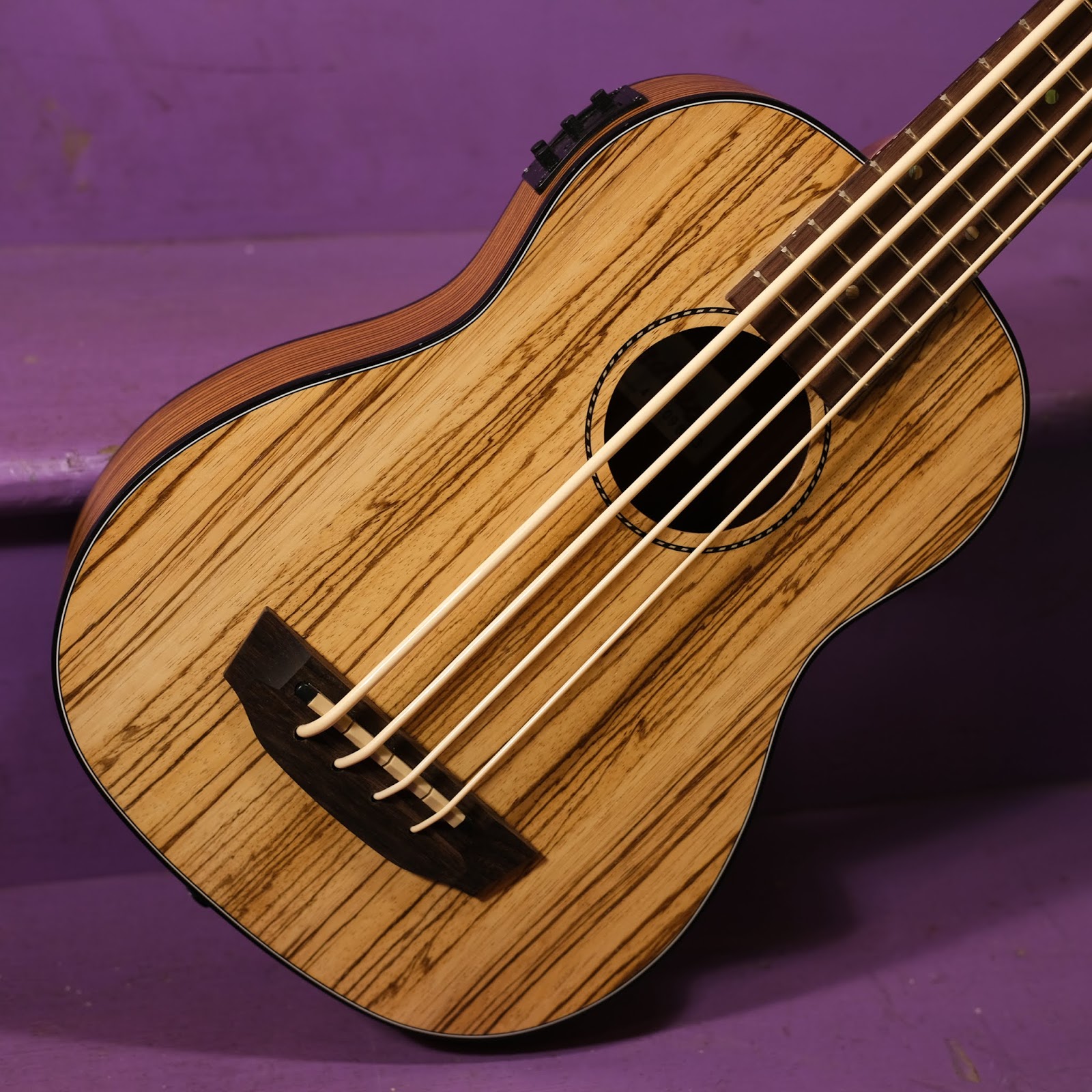 Hadean Fretless Uke Bass