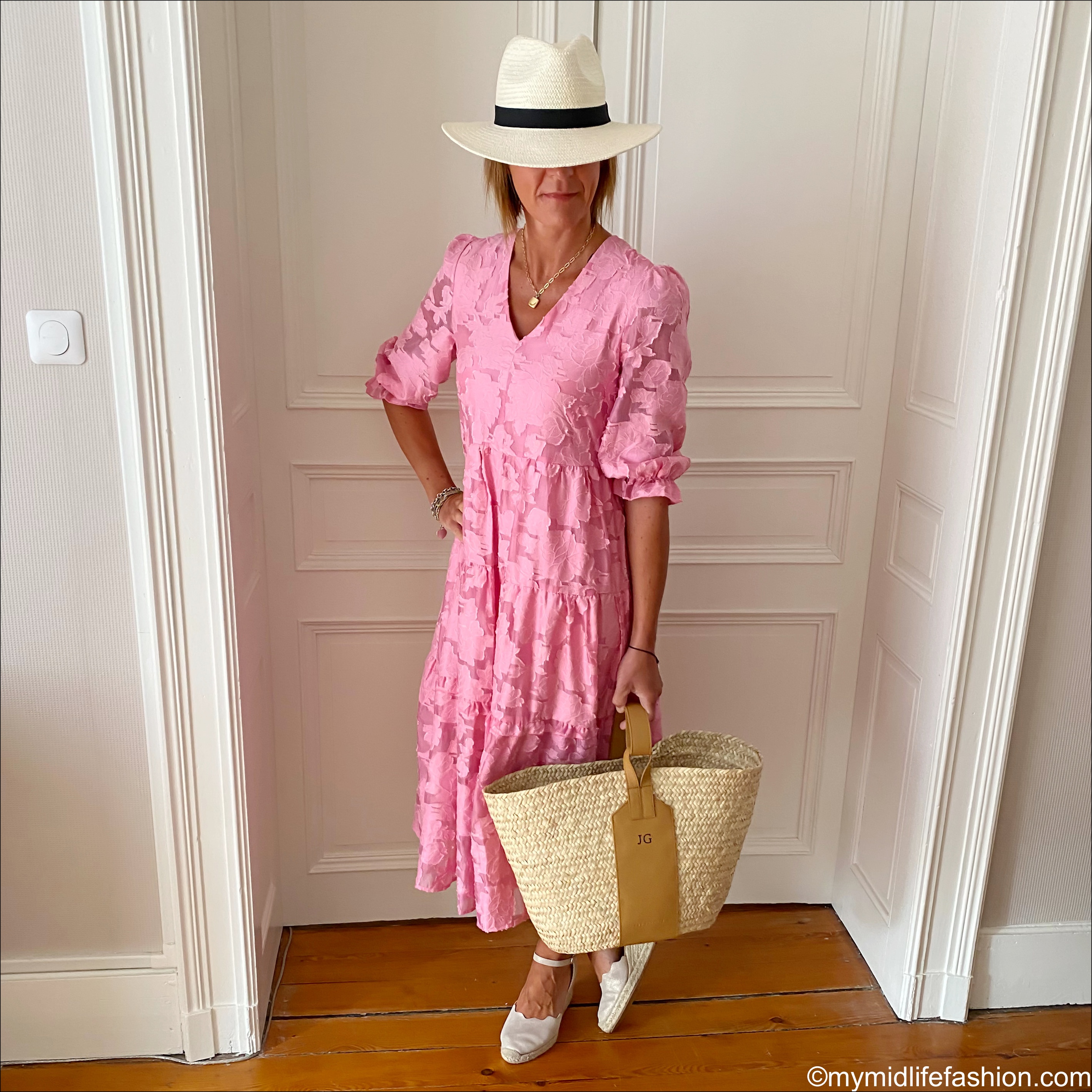 WIW - A Pop Of Pink | My Midlife Fashion