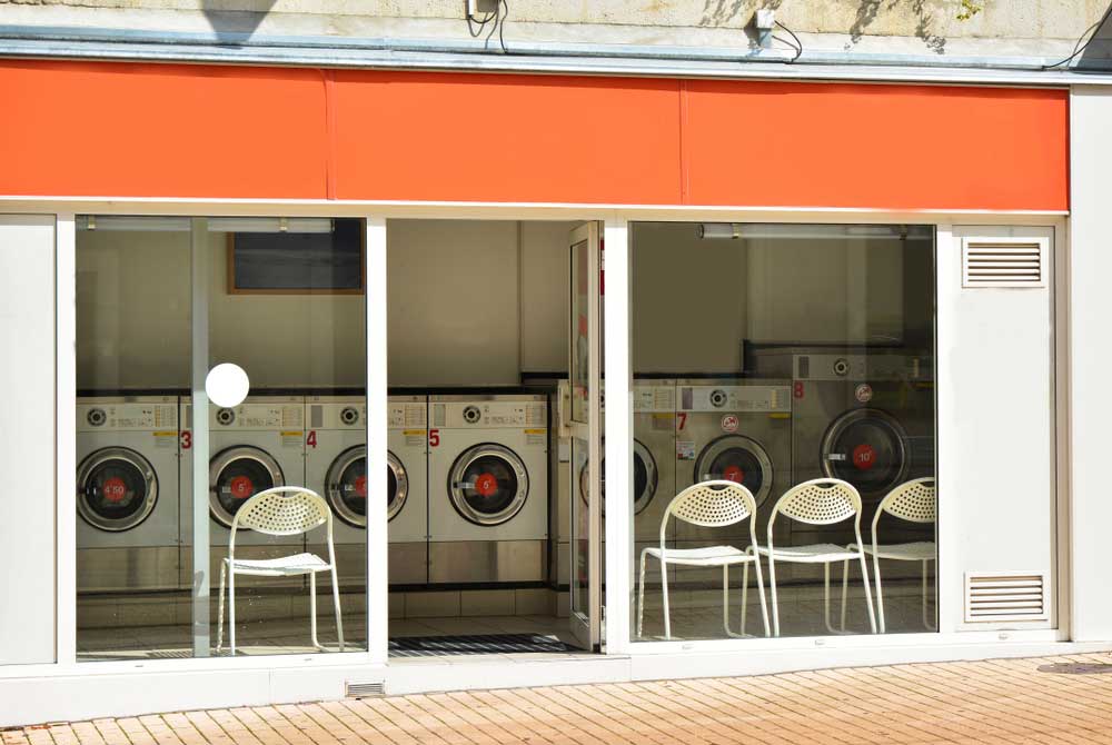HOW TO RUN A SUCCESSFUL LAUNDRY BUSINESS