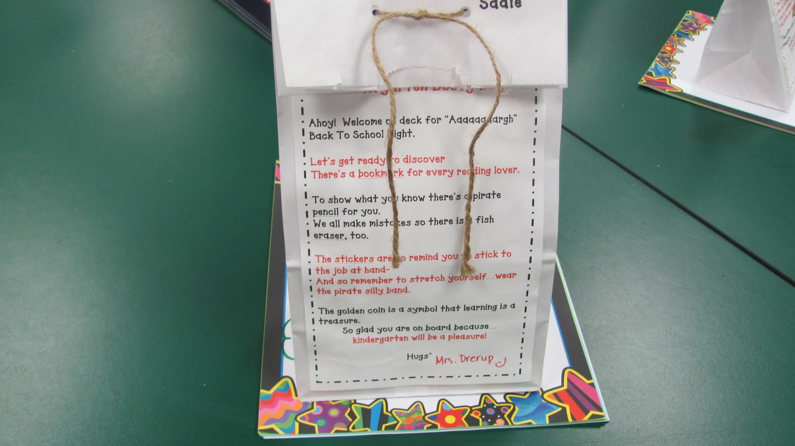 Busy Bees: Blog Hoppin TGIF Open House and Back to School Bags