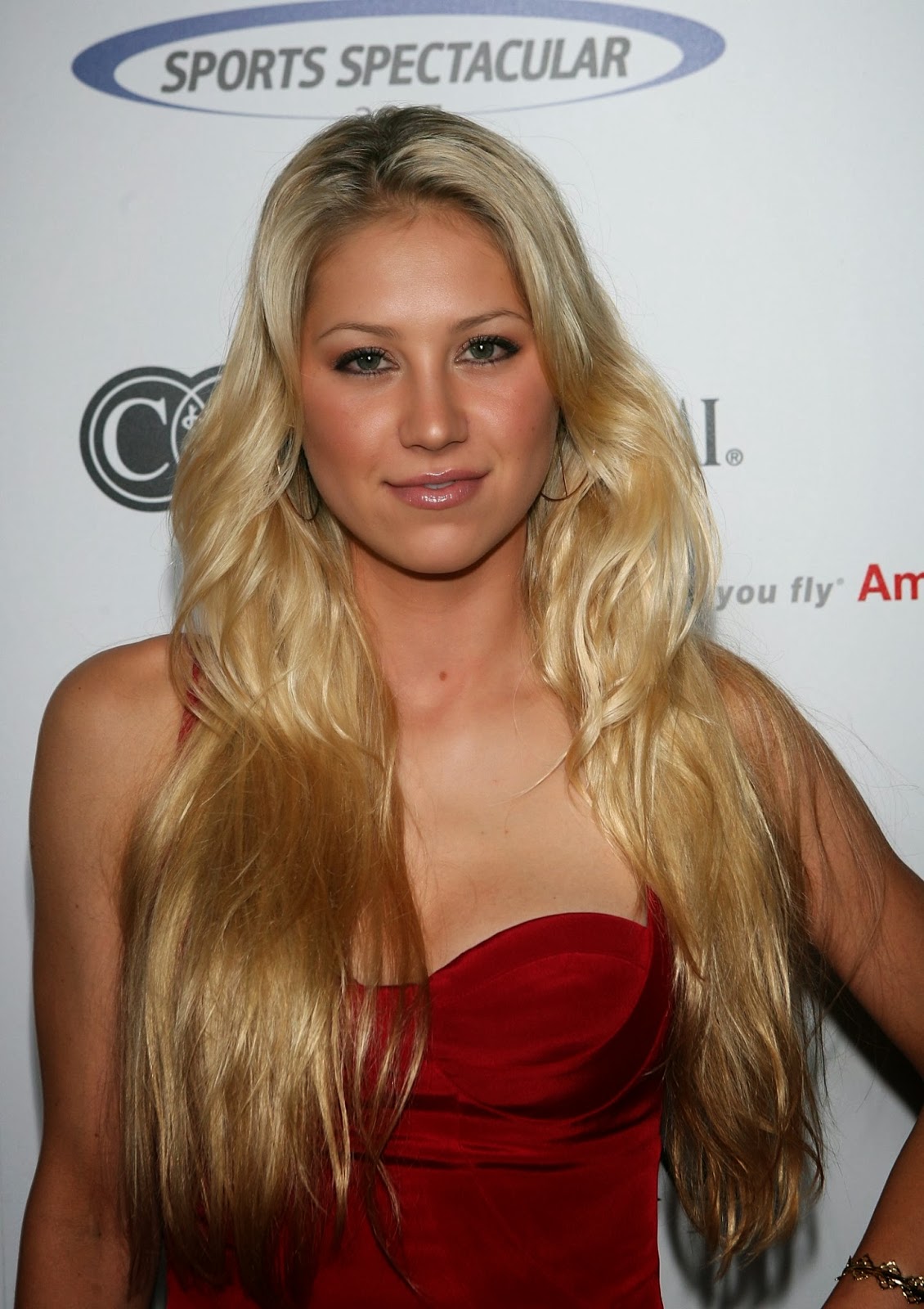 Anna Kournikova Hot HD Wallpapers - Sports Updates