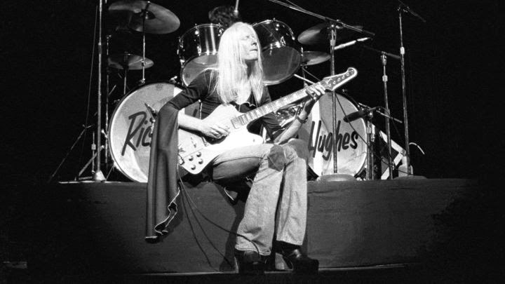 10 Well-known Rock Guitarists Who Were Influenced by Blues Legend B.B