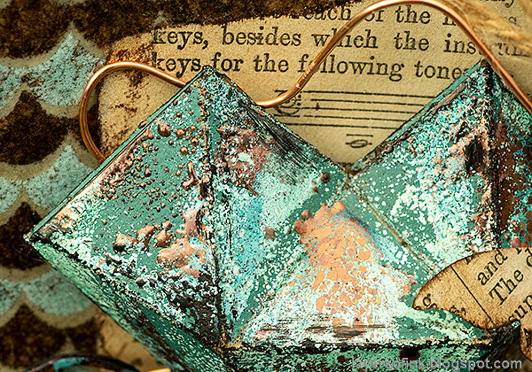 Layers of ink - Rust and Patina DIY Tutorial by Anna-Karin Evaldsson. Faux patina.
