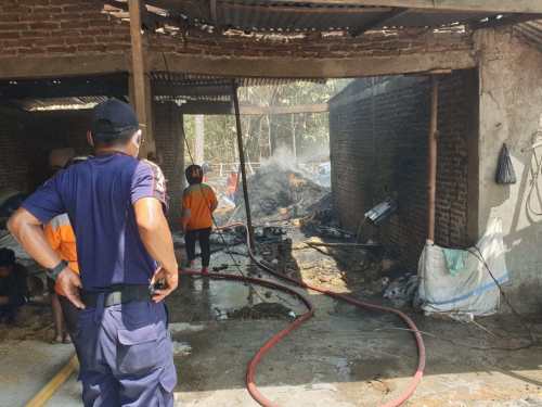 Penggilingan Padi dan Satu Sapi  Sambungmacan Hangus Terbakar, Kerugian Puluhan Juta