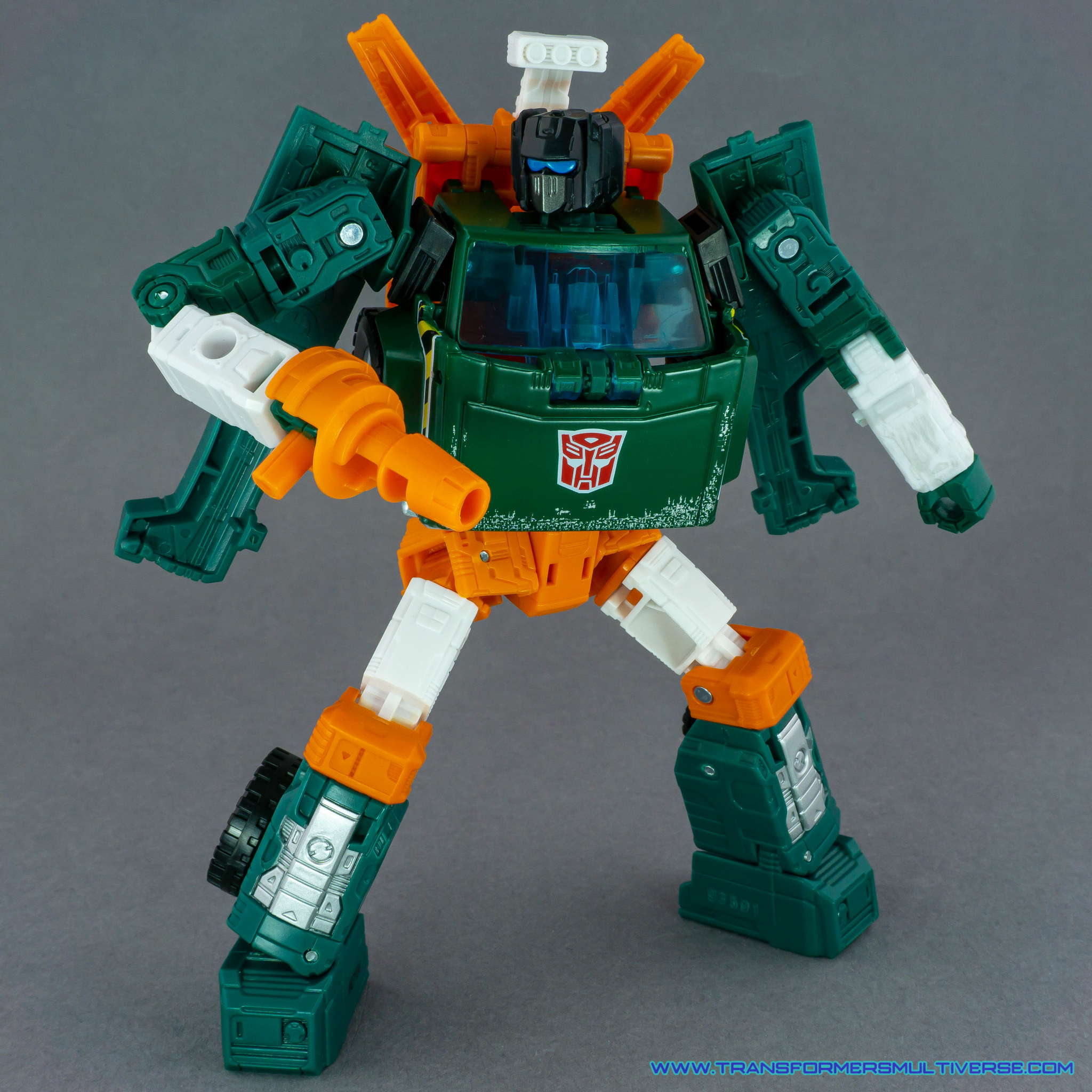 Transformers Earthrise Hoist robot mode, posed