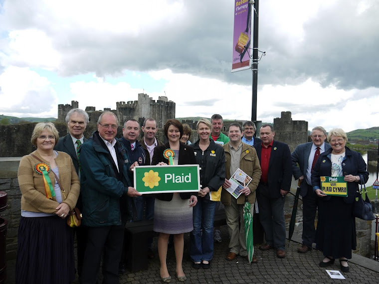 Leanne Wood in Caerffili