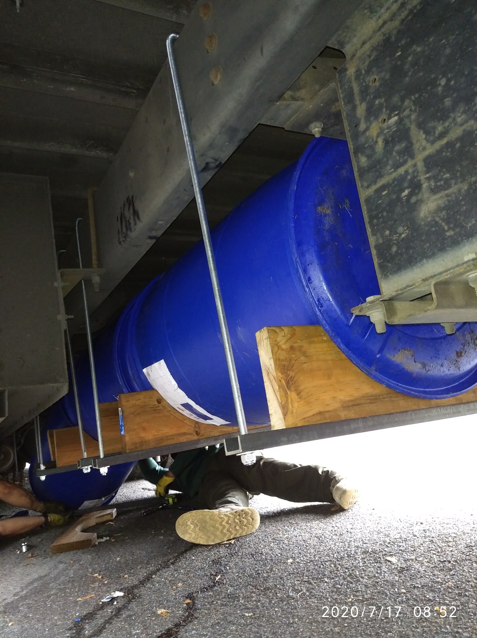 Da Boat The Plumbing is Happening