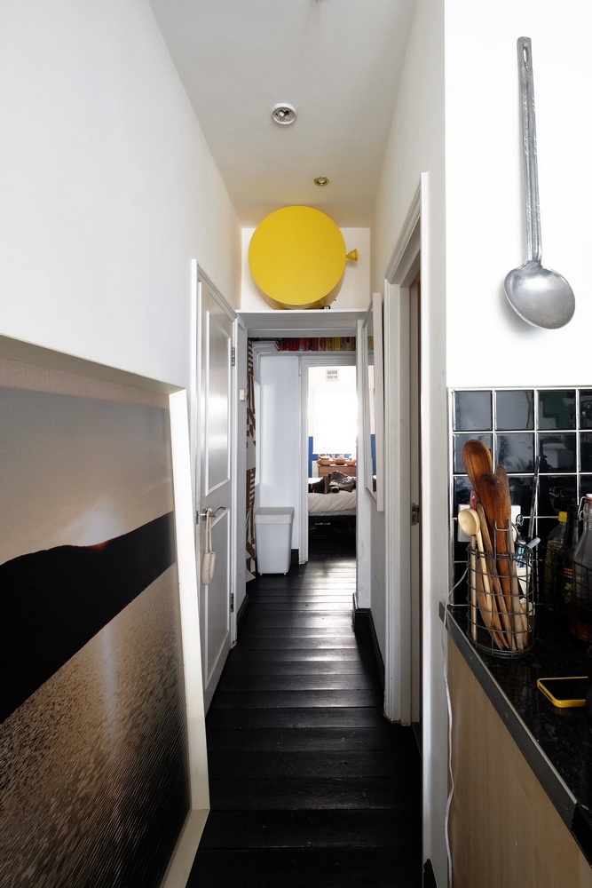 UN LIEU DIFFÉRENT... ART, GÉOMÉTRIE ET COULEURS