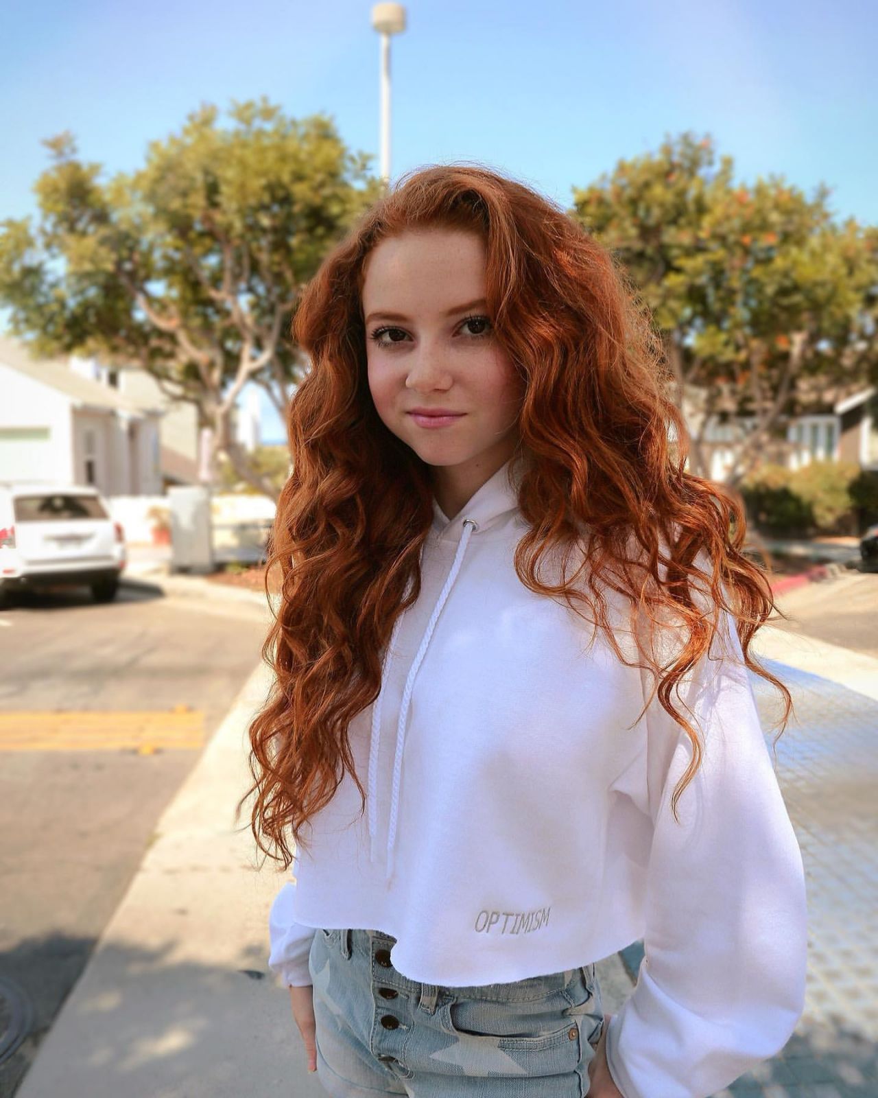 francesca capaldi social media photos 06 09 2020 0 0 june 10 2020