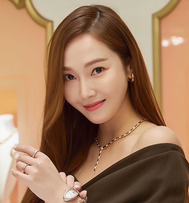jessica jung updates fans with her gorgeous pictures jessica jung updates fans with her gorgeous pictures