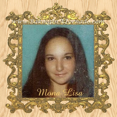 Mona Lisa photo for Secret Subject Swap | picture property of www.BakingInATornado.com