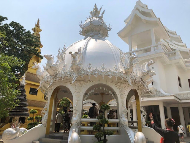 Wat Rong Khun - Templo Branco (White Temple) - Tailândia