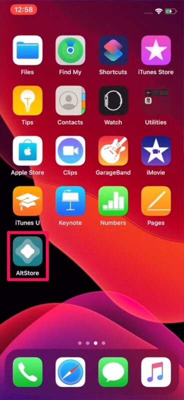 كيفية تثبيت AltStore على iPhone و iPad