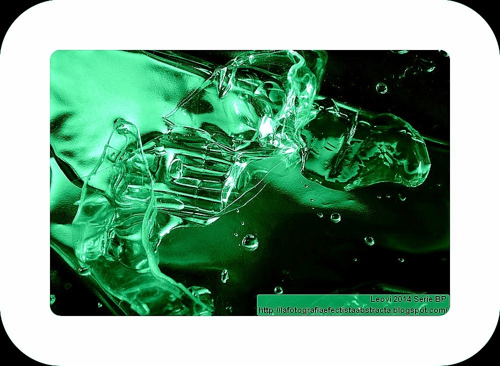 Abstract Photo 3020 A to Z 2014 "V" Tribute to "Versailles" Cold Abstract Photo 3020 A to Z 2014 "V" Tribute to "Versailles" Cold