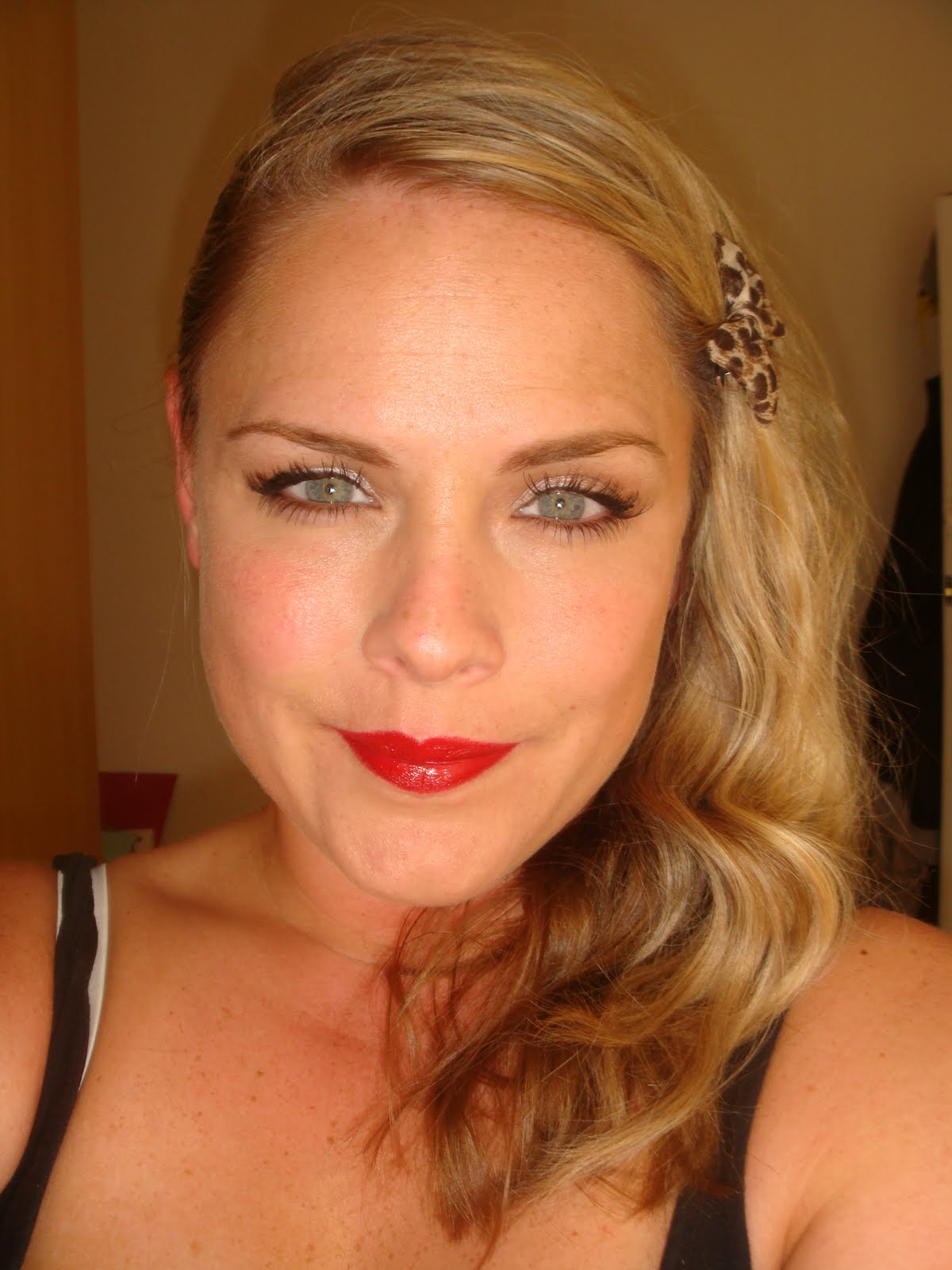 The HQ of Beauty FOTD/N Red Lips Black Liner