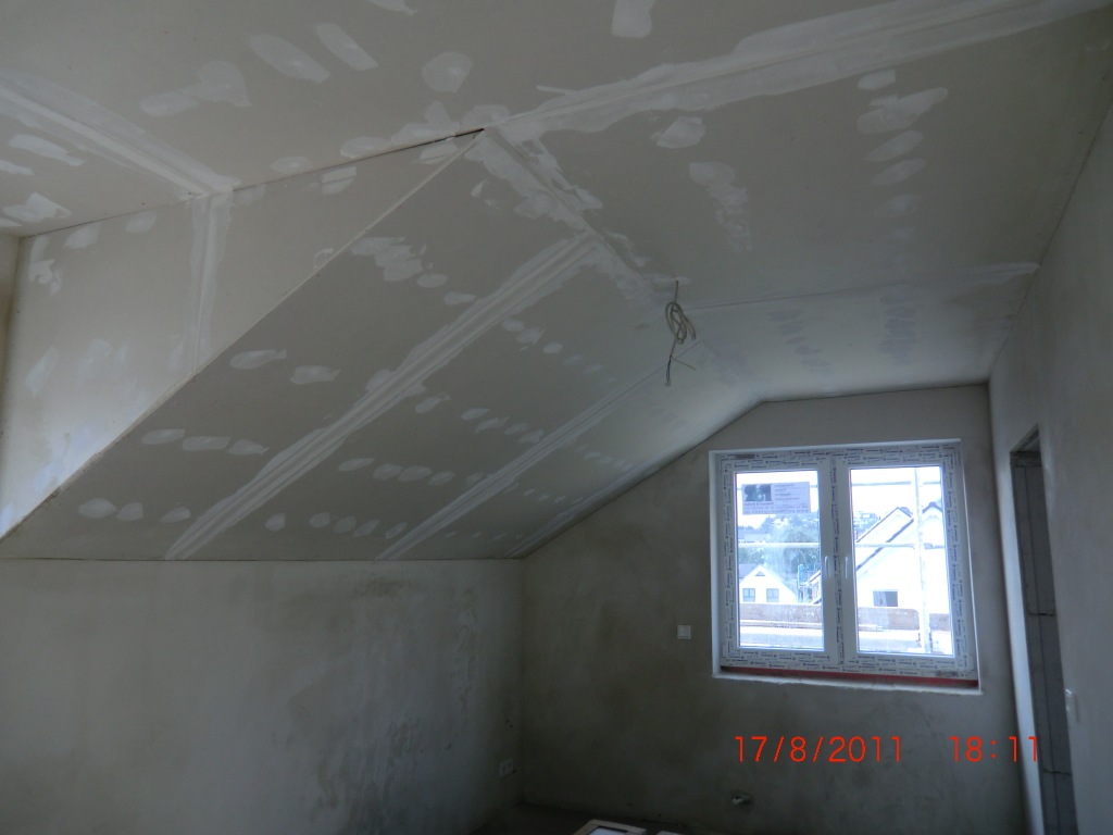 Jenny und Stefan bauen ein Haus: Die Maler sind da - Spachtelarbeiten