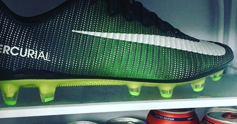 color changing nike's