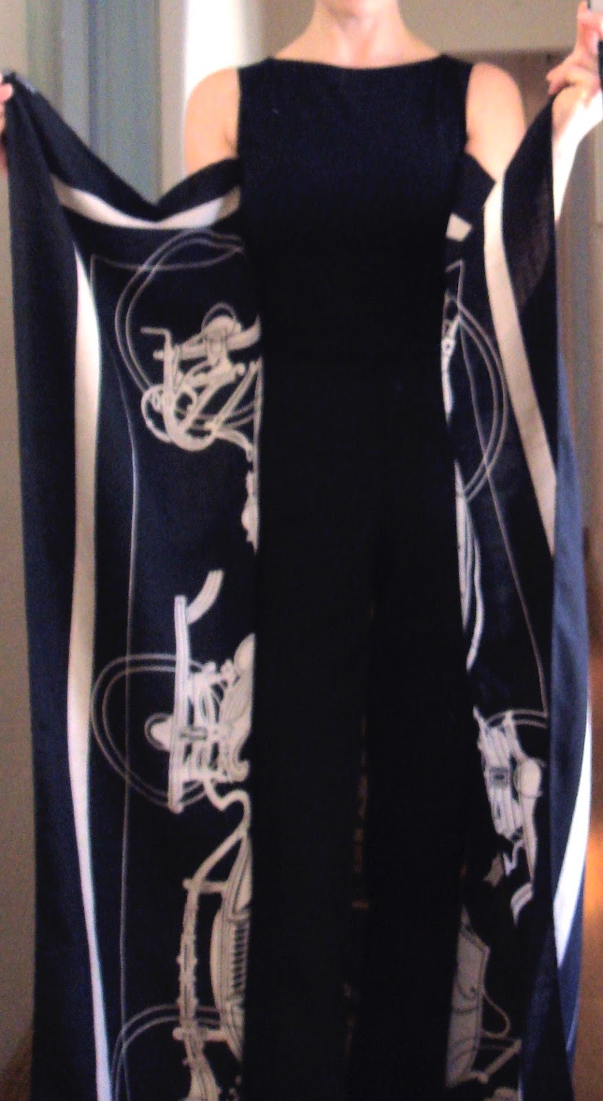 how to wear a cashmere shawl