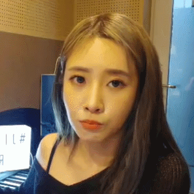 러블리즈 지애의 보이는 브이라디오 EP.11 움짤