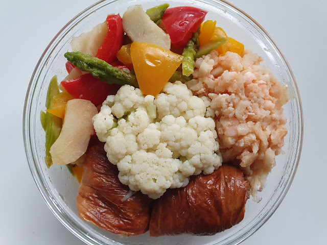今日午餐：水果椒、蘆筍、蝦鬆、花椰菜、荸薺、煙燻豆皮捲，2021.03.31