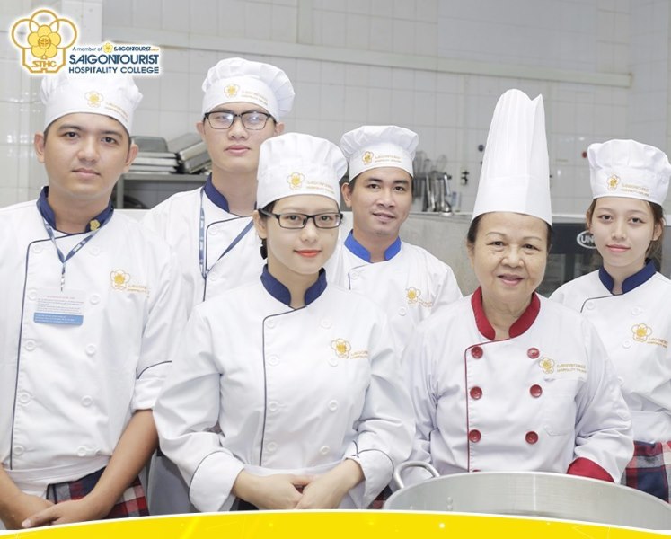 Mẫu đồng phục đầu bếp thiết kế lịch sự