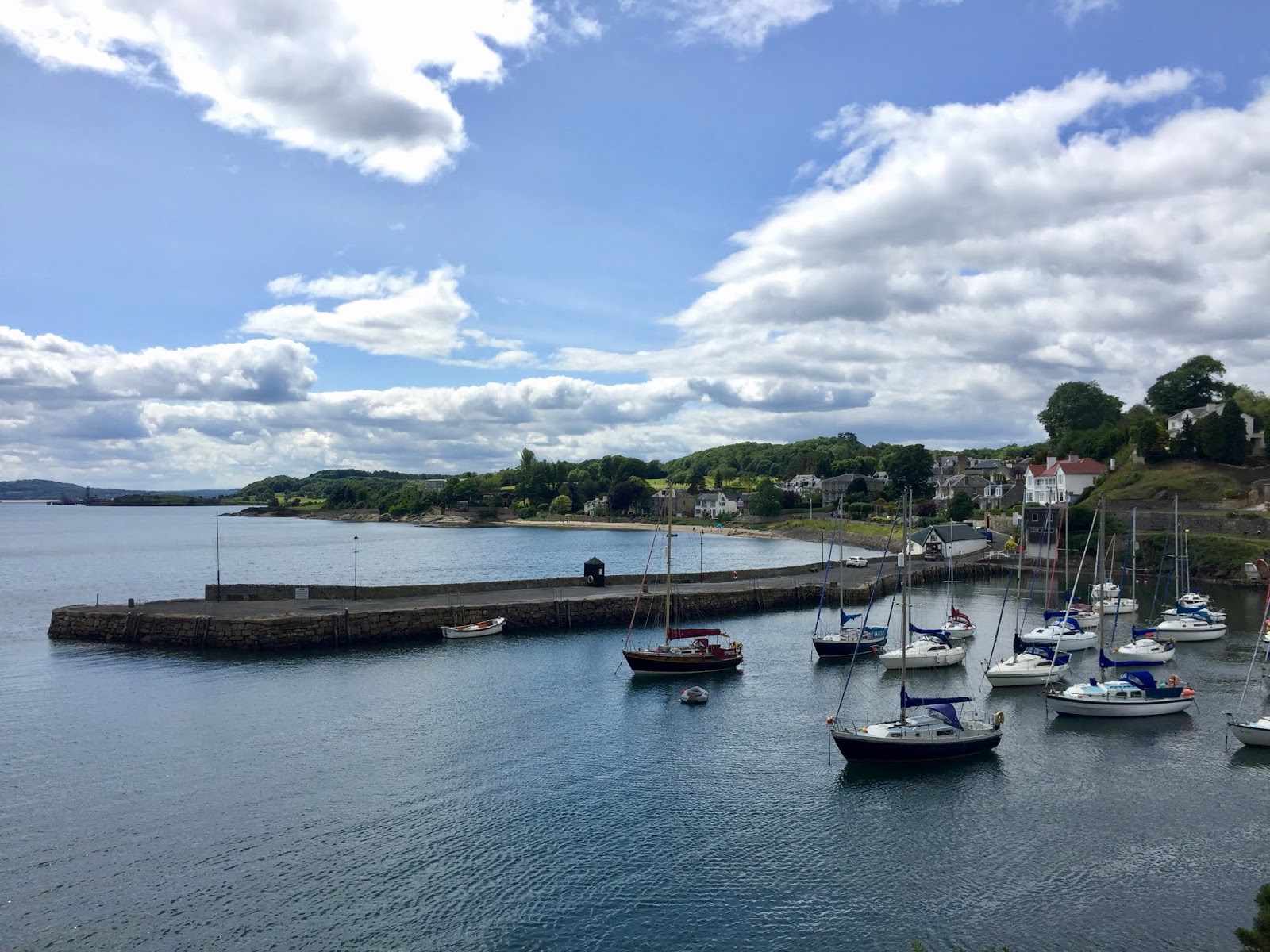 Fife Coastal Path Burntisland to Inverkeithing Hiking Scotland