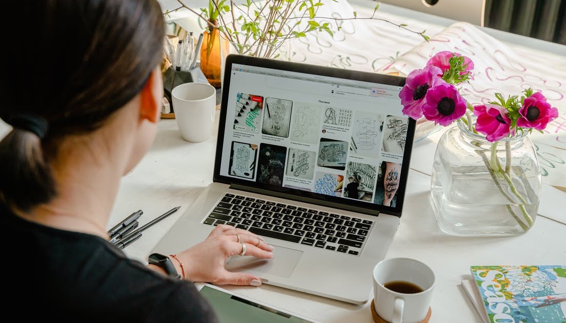We Are Looking For An INTERIOR DESIGNER
