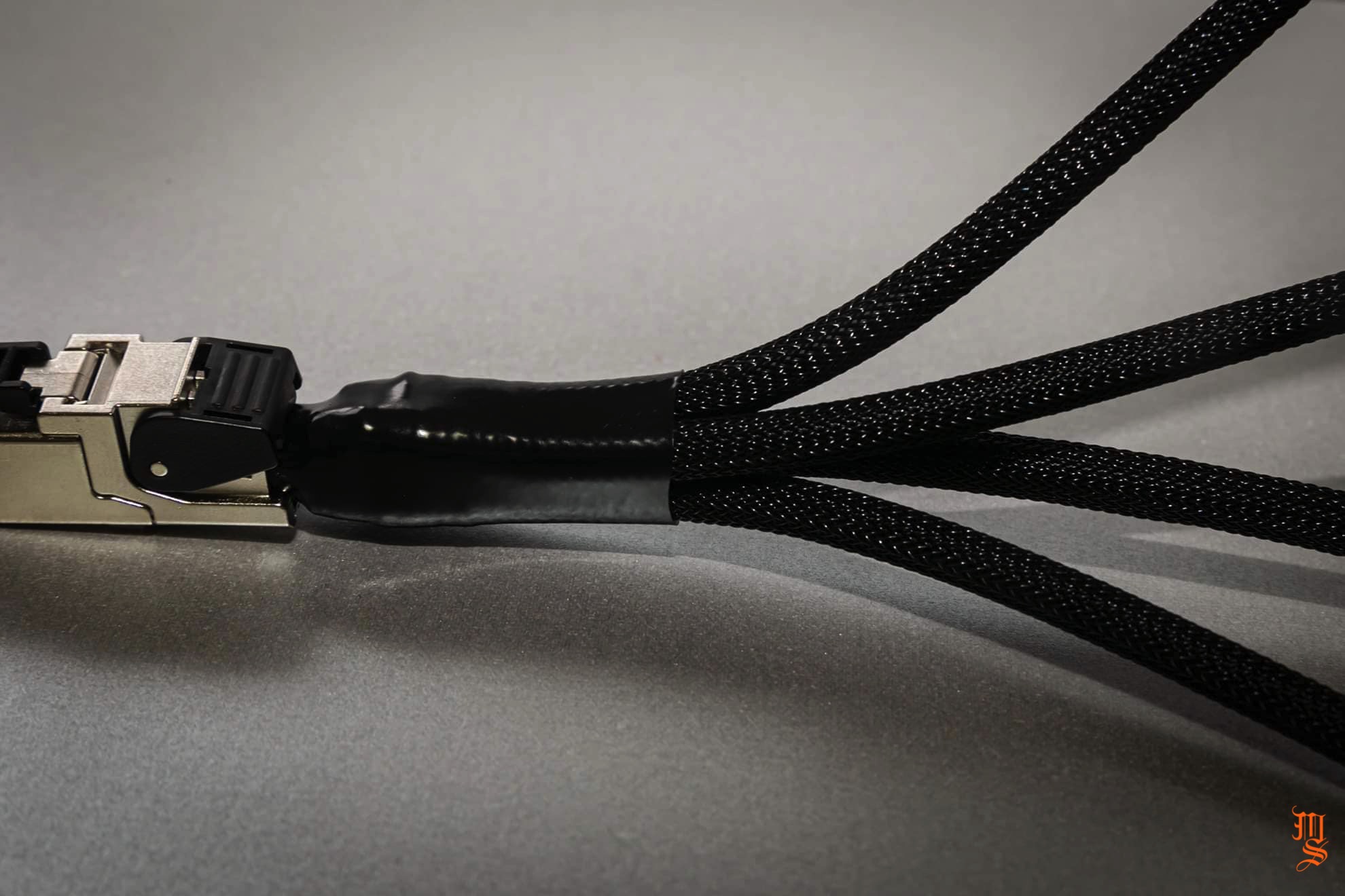 LANケーブル LAN-QUADRANT-TripleC LAN Cable | Acoustic Revive