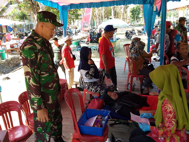 Babinsa Jetiskarangpung Ikuti Baksos Donor Darah Babinsa Jetiskarangpung Ikuti Baksos Donor Darah