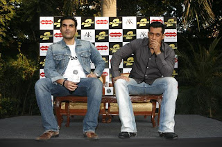 Salman Khan @ Dabangg 2 Promotion in Delhi