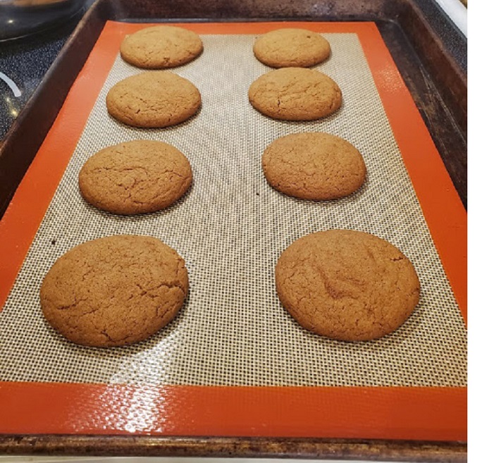 Old Fashioned Molasses Cookies What's Cookin' Italian Style Cuisine