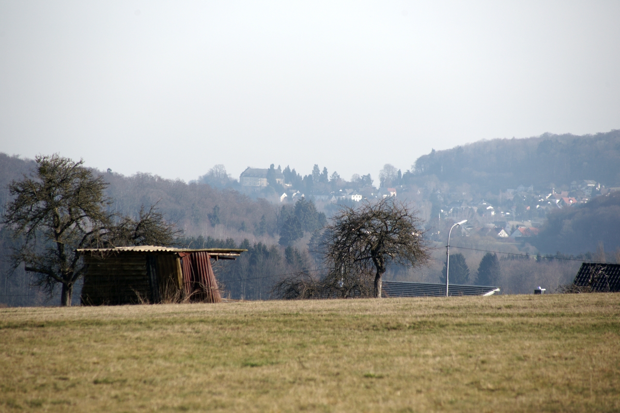 One Hour 11 C Sunny A Little Bit Hazy Almost No Wind Meudt